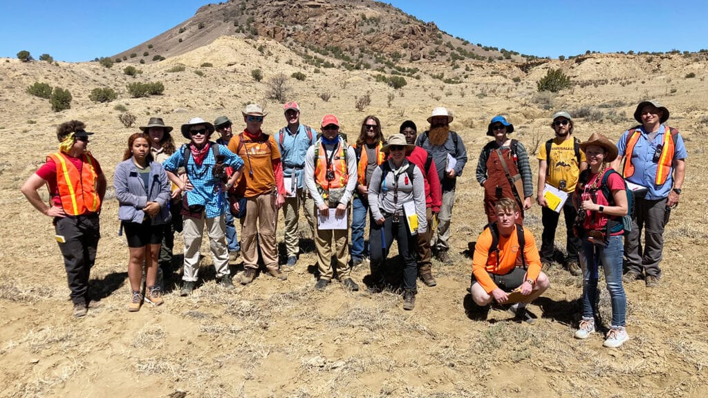 A group photo of the MEA465 students in the desert in New Mexico.
