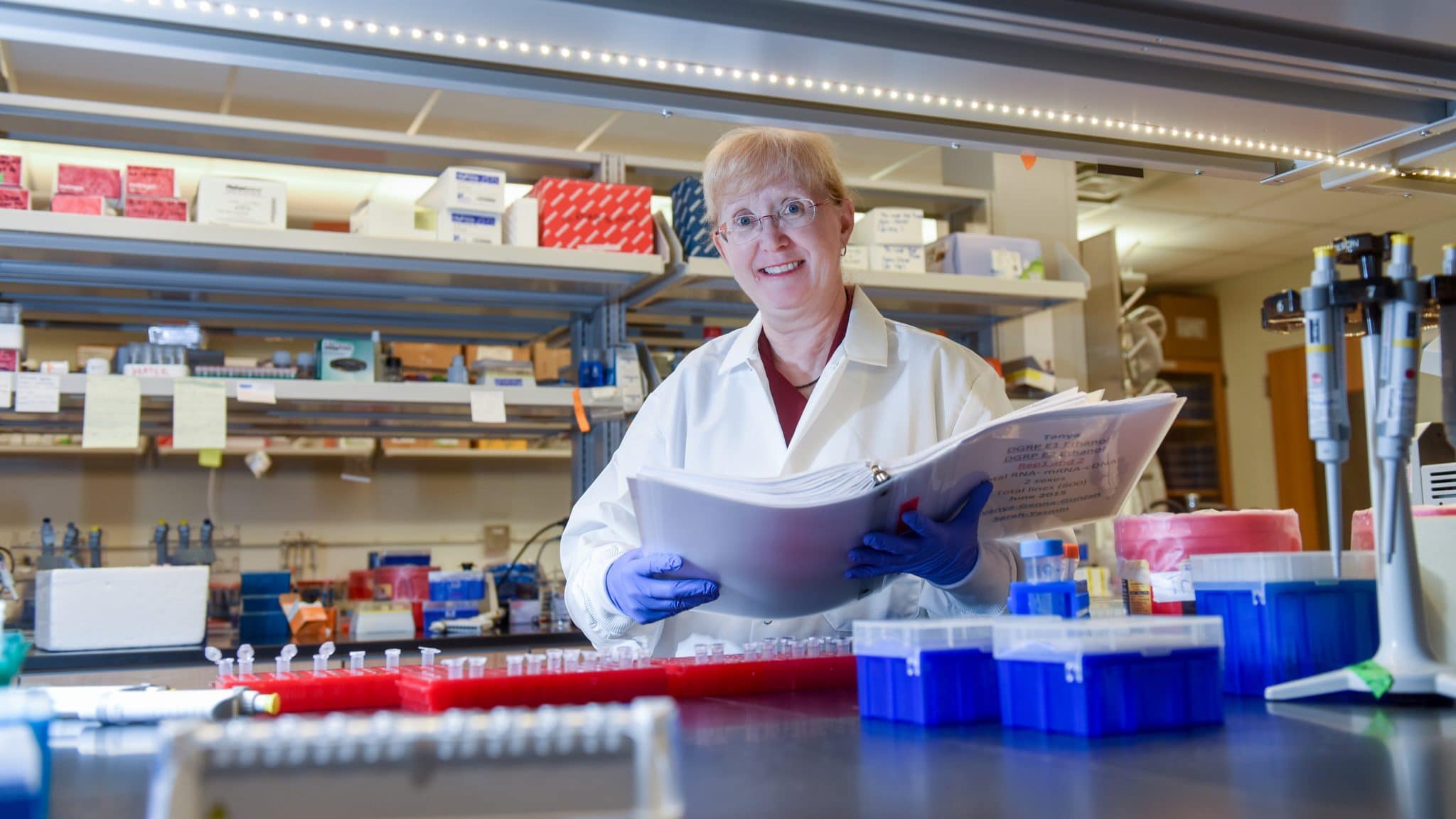 Trudy Mackay in lab